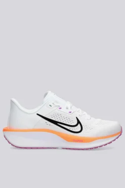 Nike Quest 6