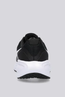 Nike Revolution 8