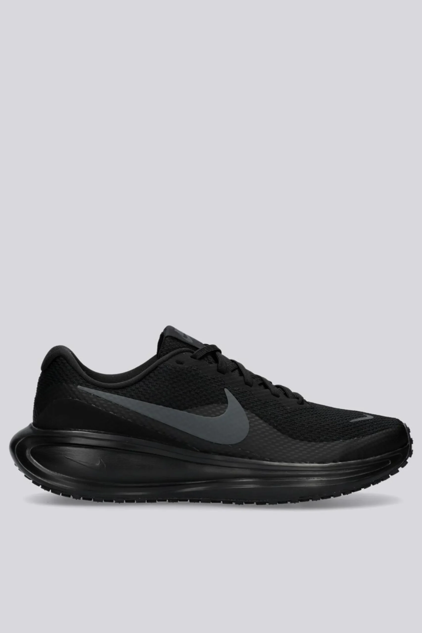 Nike Revolution 8