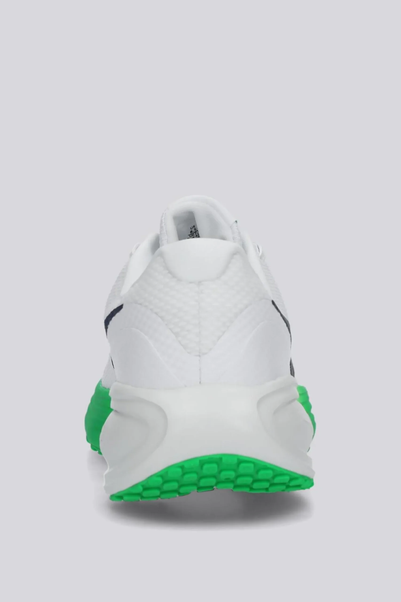 Nike Revolution 8