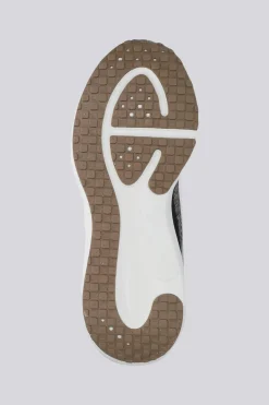 Nike Revolution 8