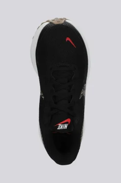 Nike Revolution 8