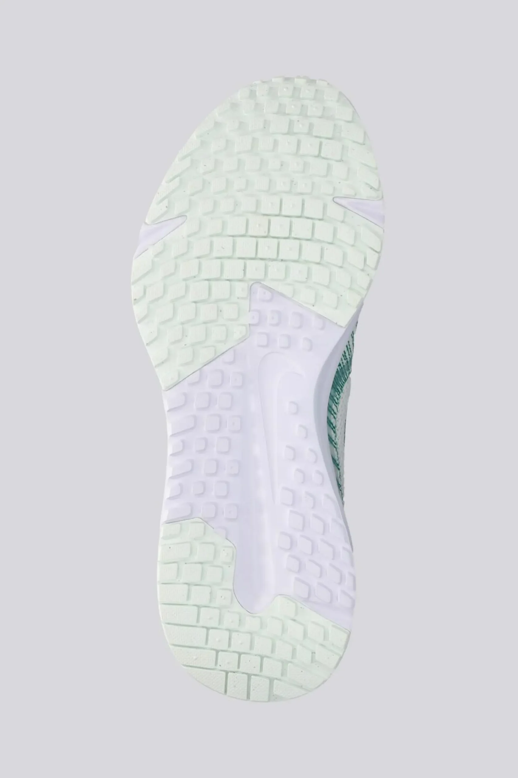 Nike Run Defy