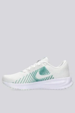Nike Run Defy