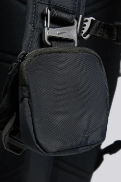 Nike Sportwear Commute