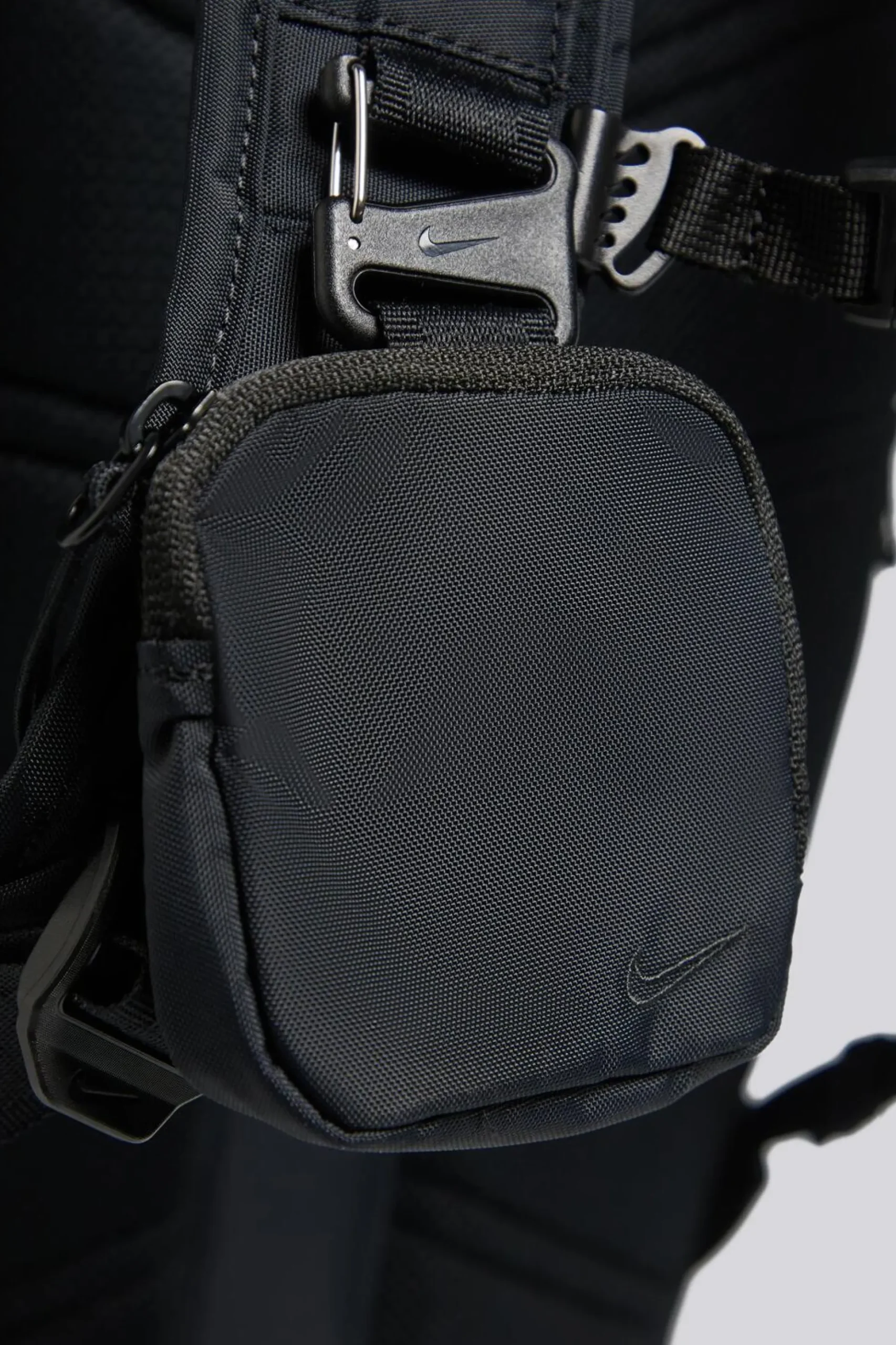 Nike Sportwear Commute