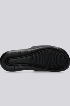 Nike Victori