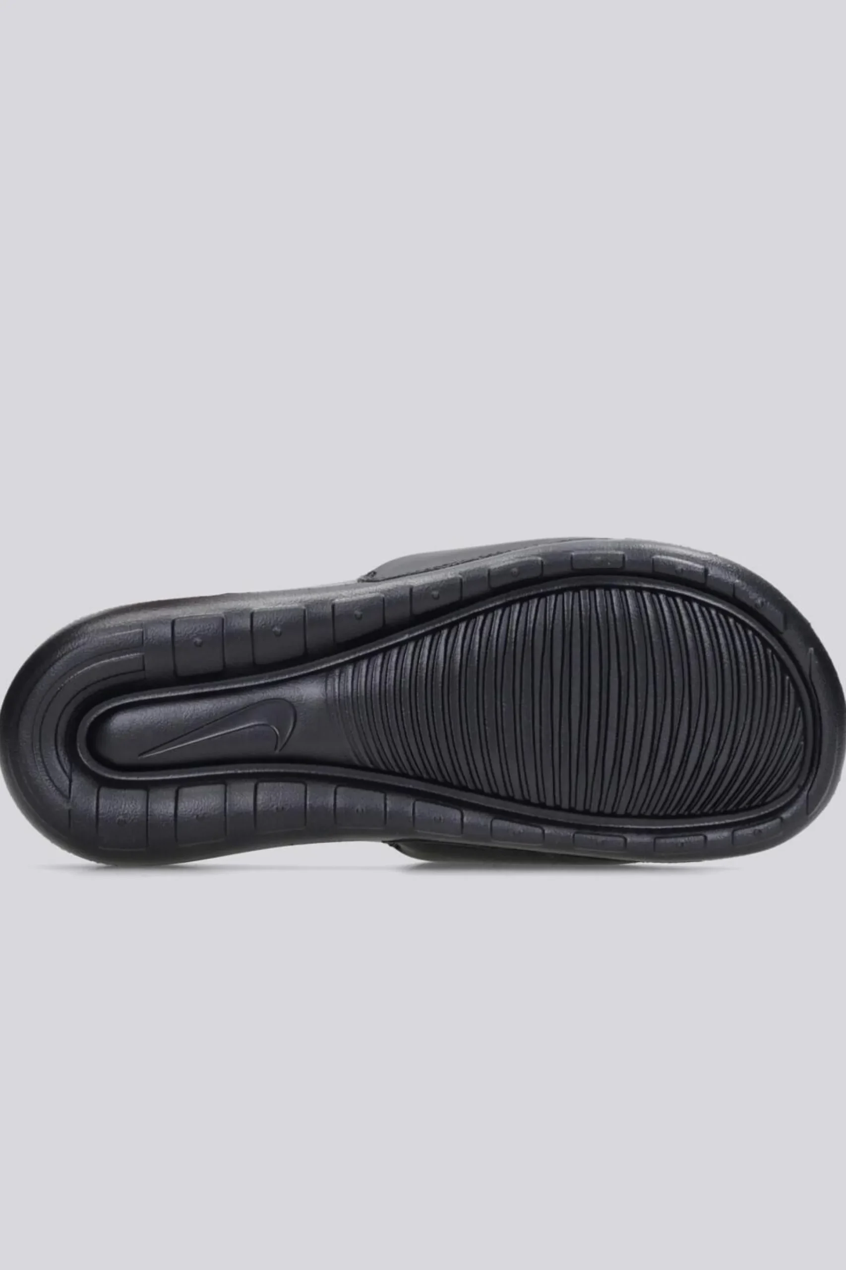 Nike Victori