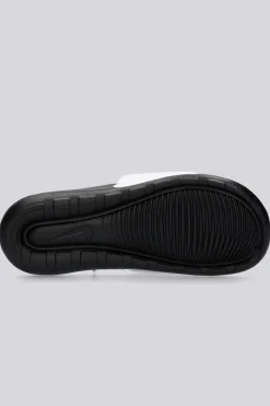 Nike Victori One