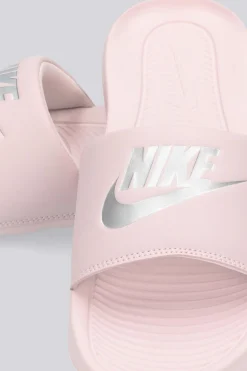 Nike Victori One