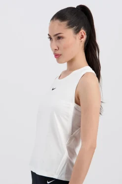 Nike Victory
