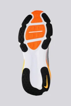 Nike Vomero 18