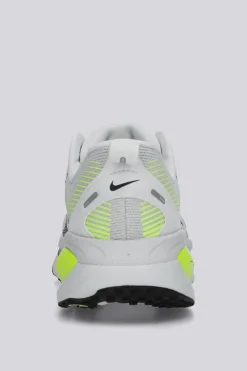 Nike Vomero 18