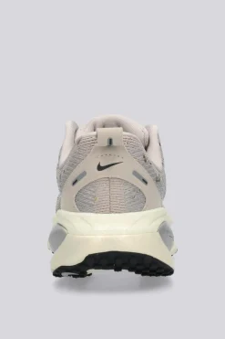 Nike Vomero 18 Se