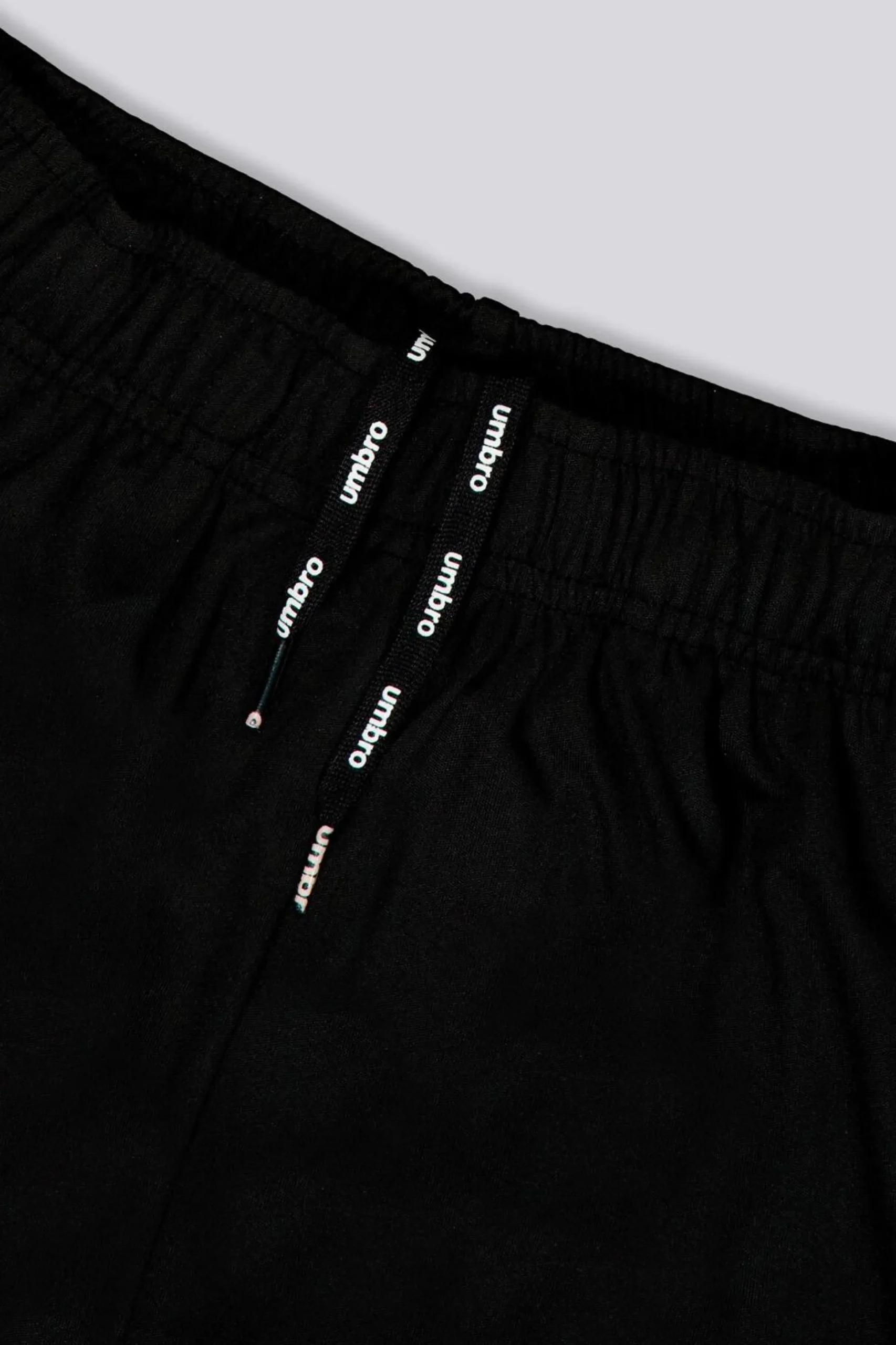Pantalón Umbro Performance