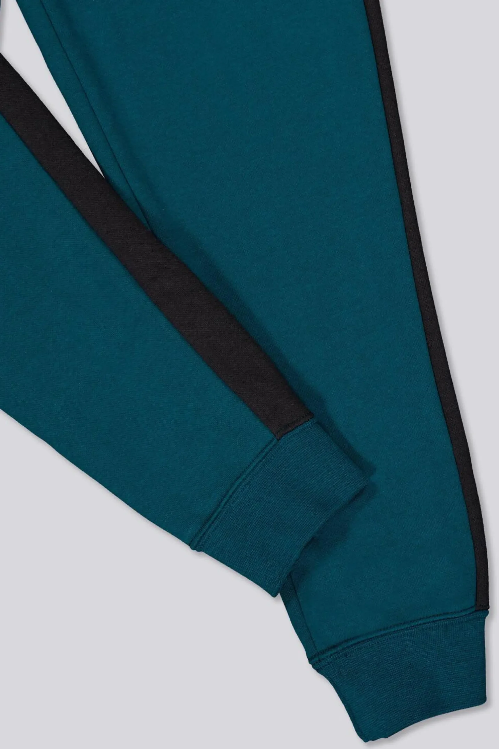 Puma Ess Block