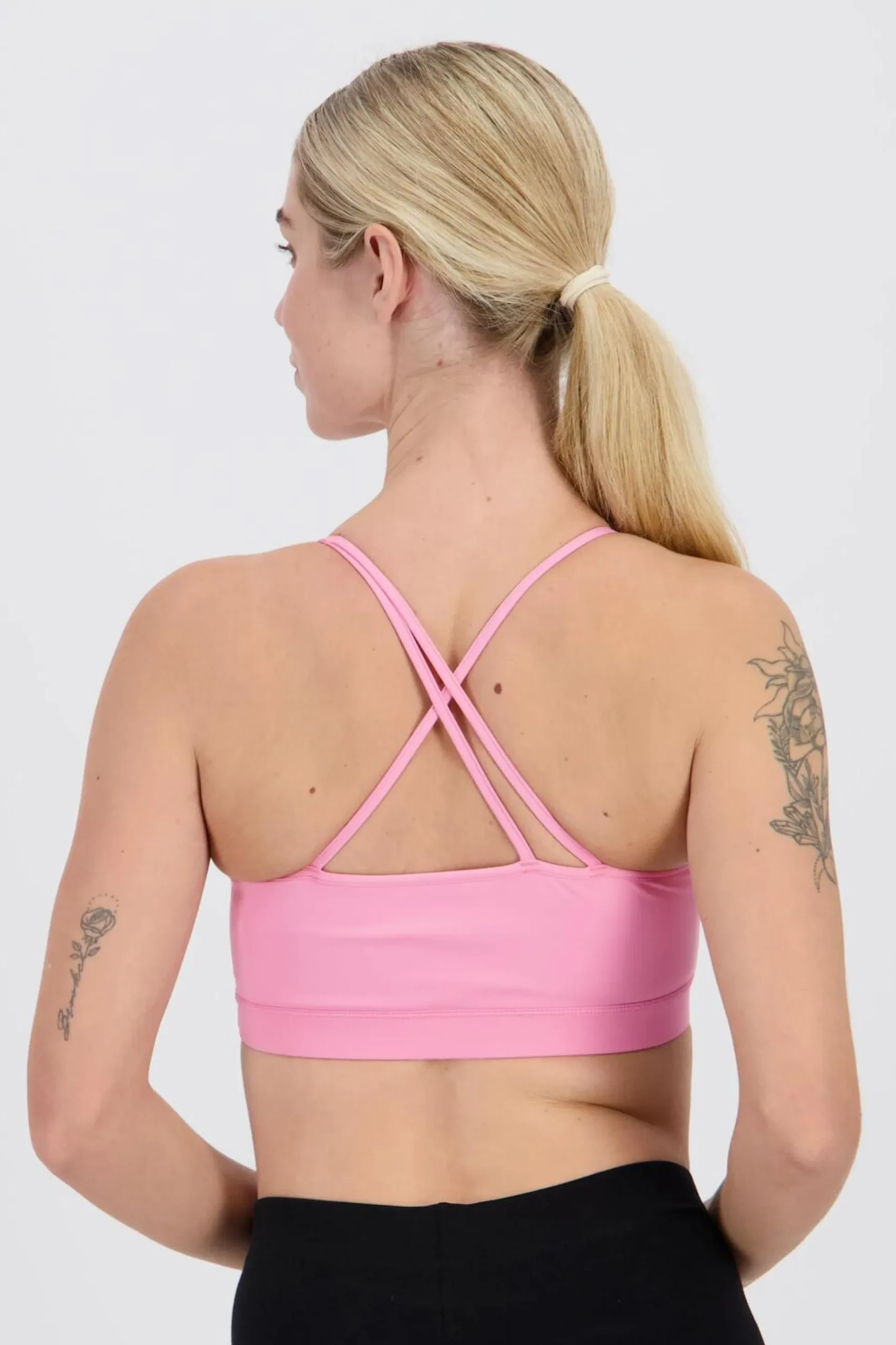 Reebok Aura
