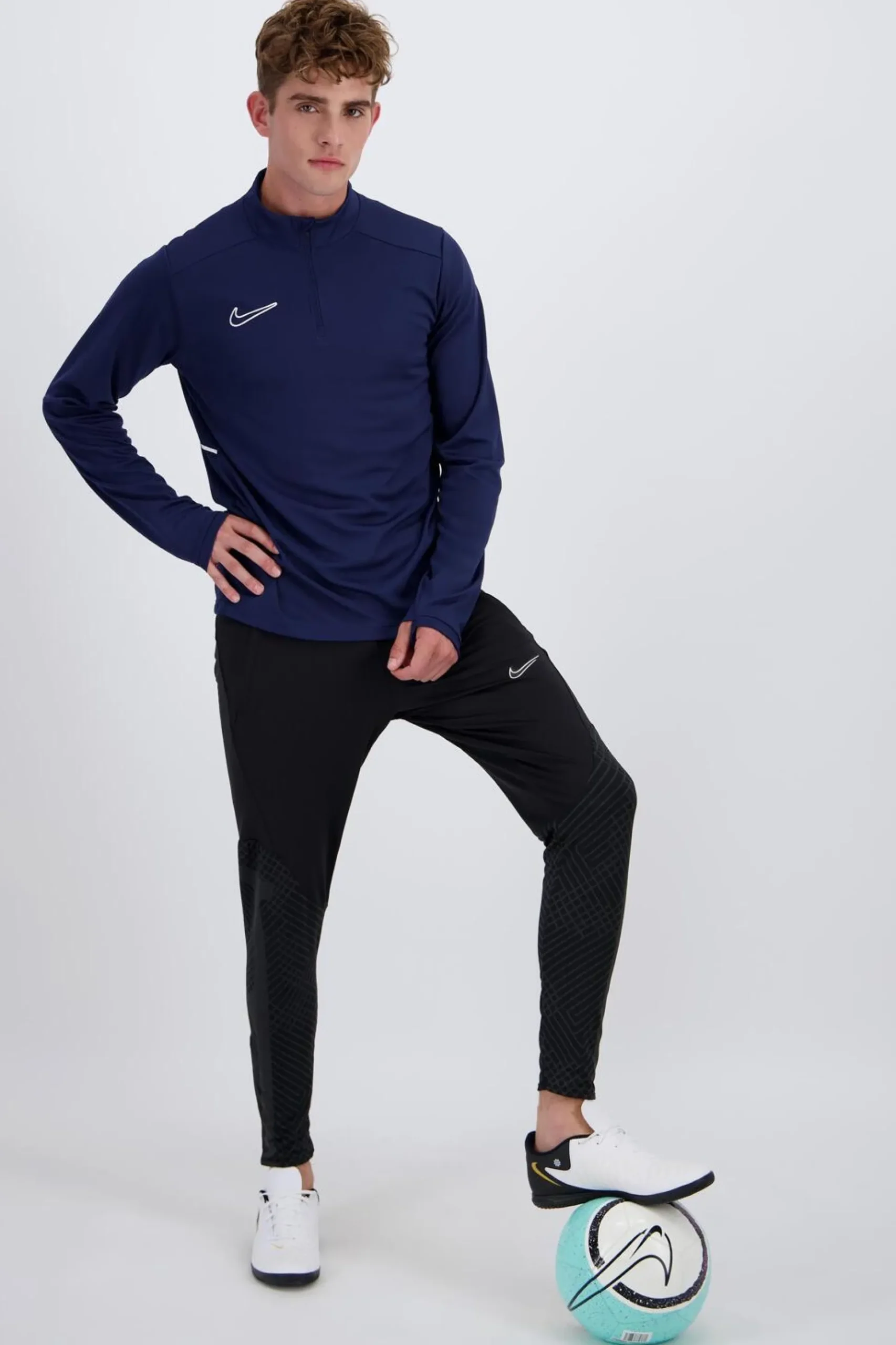 Sudadera Nike Academy 23