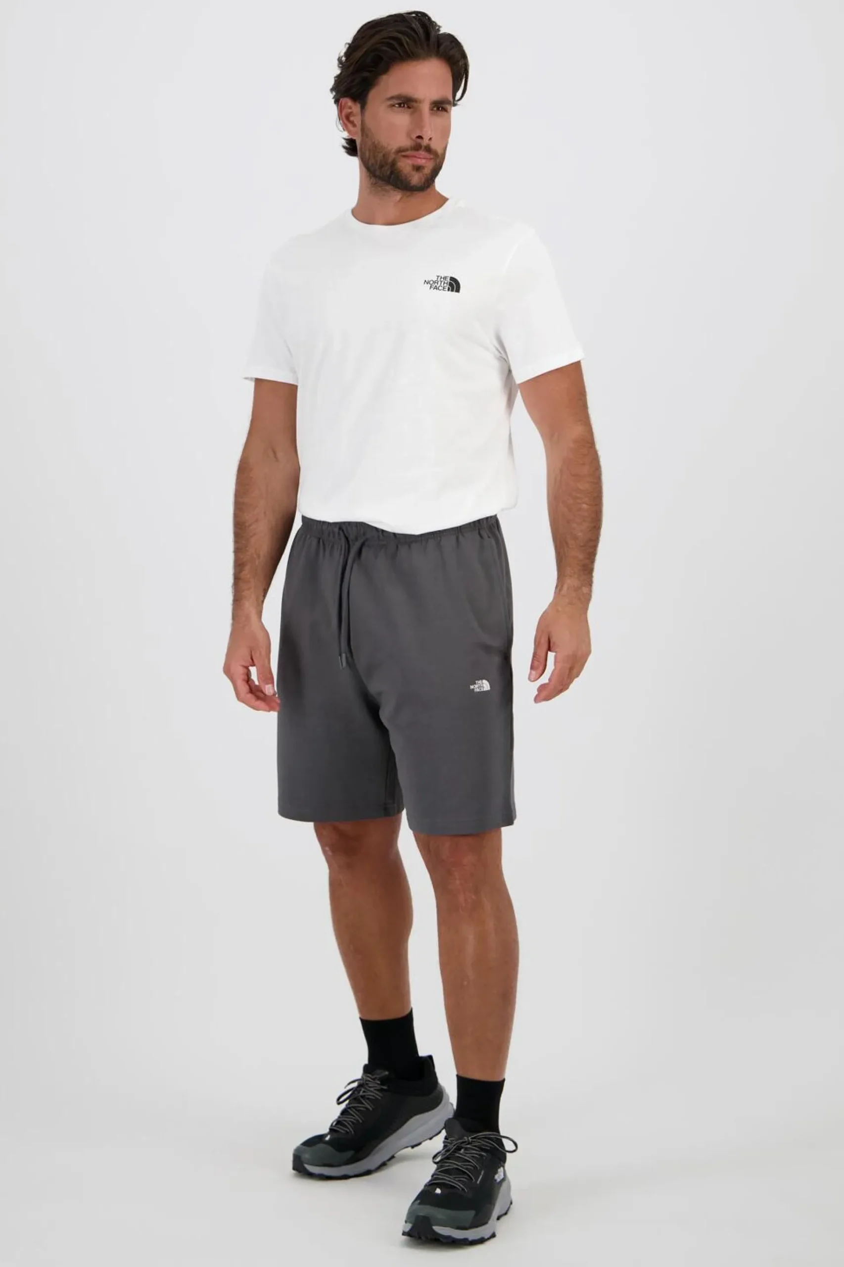The North Face Essentials Light