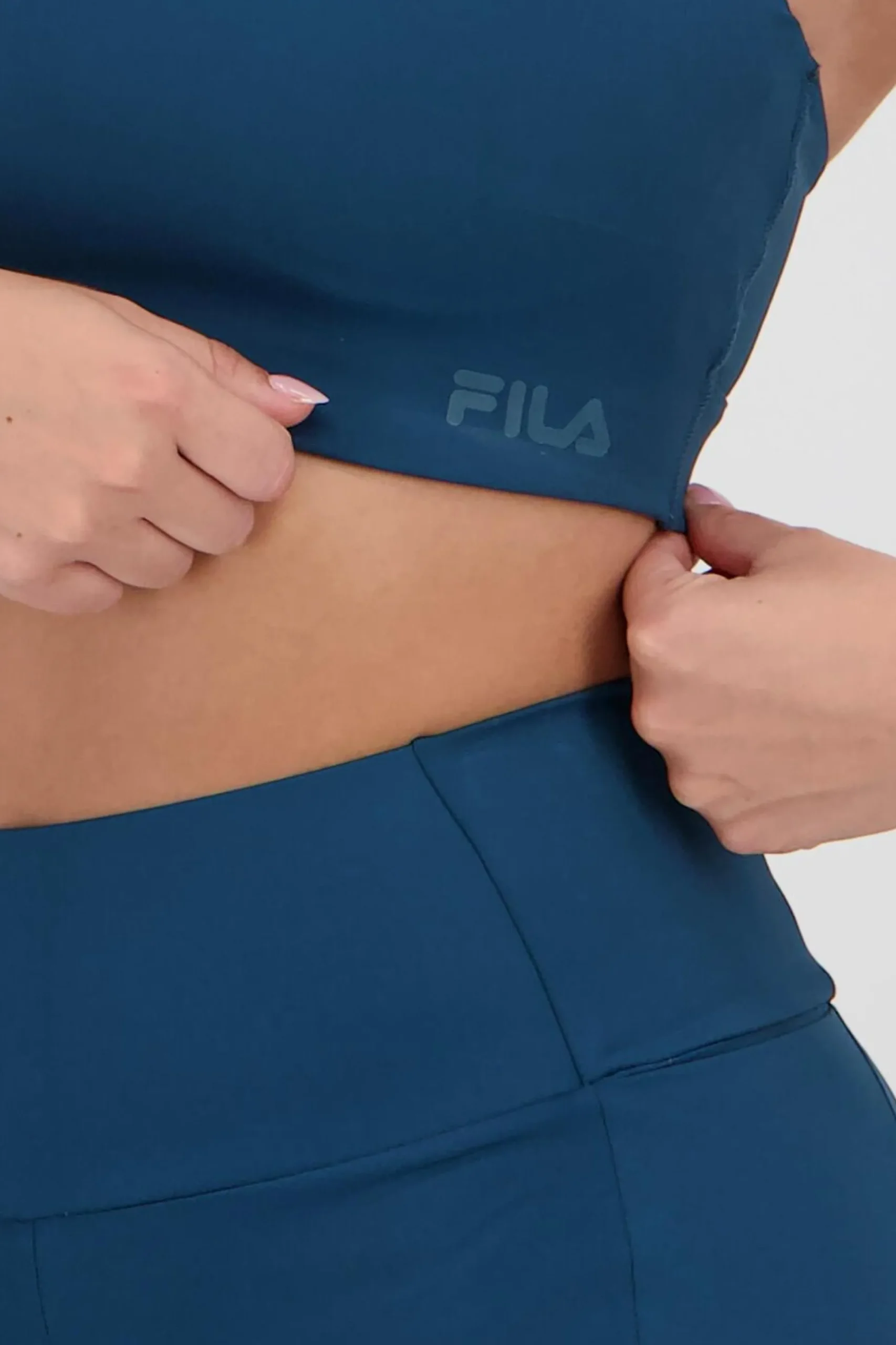 Top Deportivo Fila