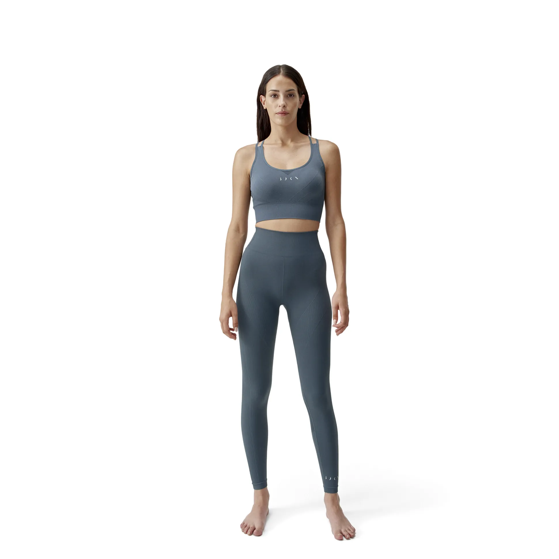Top Keren Born Living Yoga